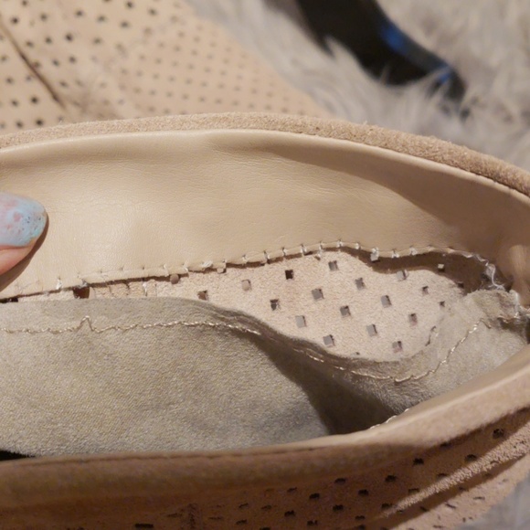 Tom's boots - Picture 5 of 5